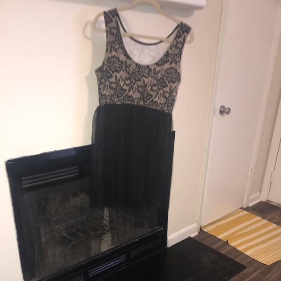 Flower print tulle dress. Size L - Picture 2 of 4